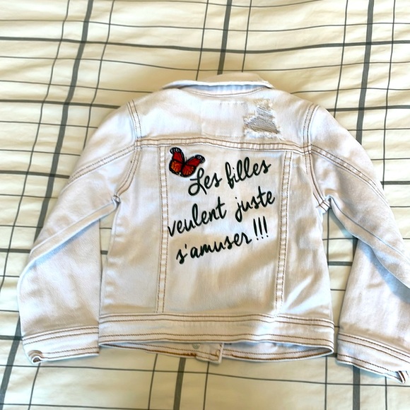 Limited too white denim jacket for girls, size 4. - Picture 3 of 3